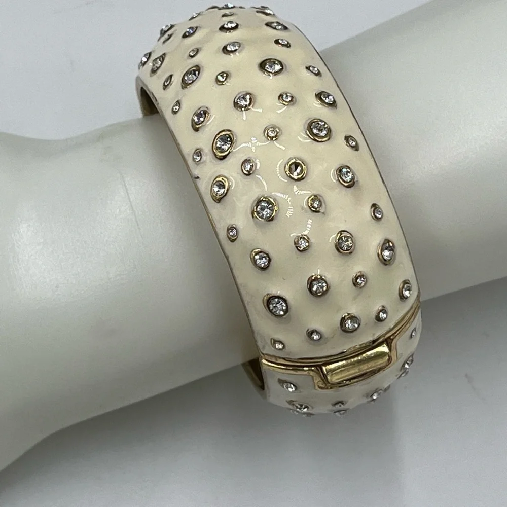 Banana Republic Cream Enamel Crystal Gold Hinge Women's Bangle‎